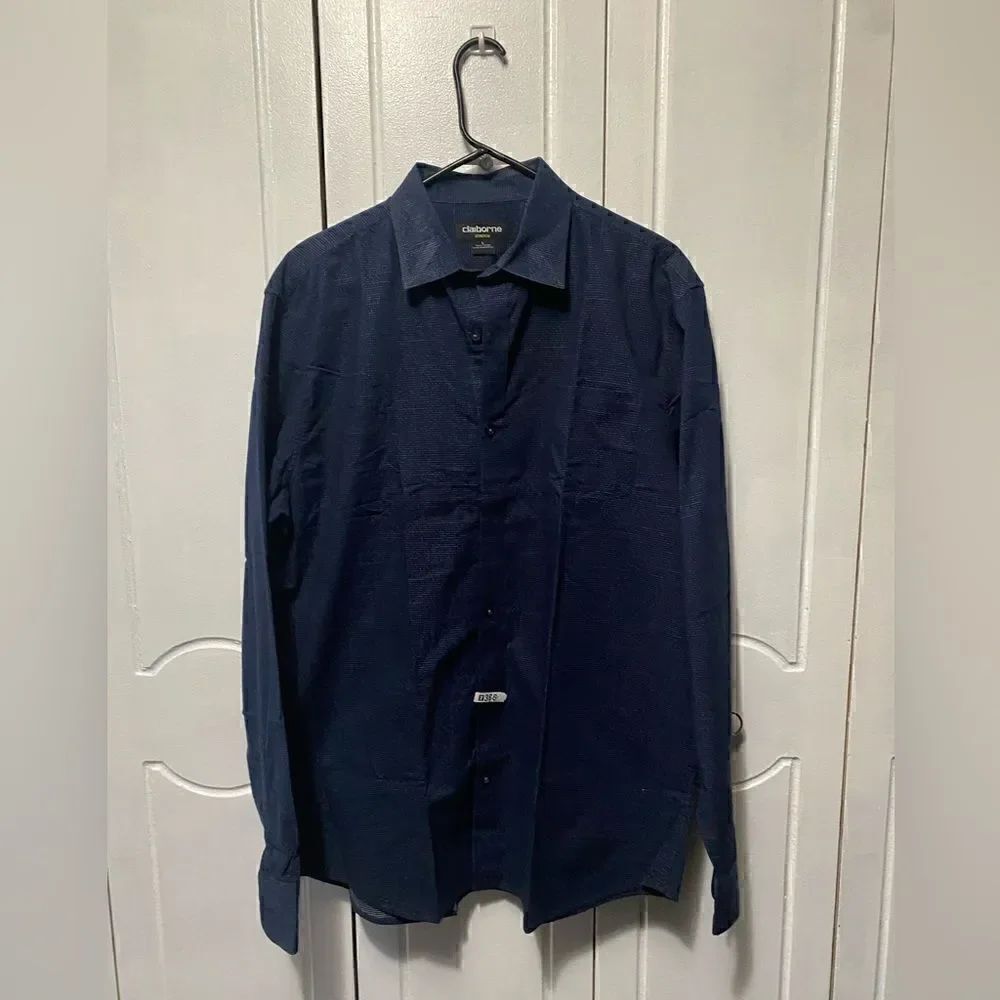 Claiborne Stretch Men's Button Down Long sleeve Navy Shirt L